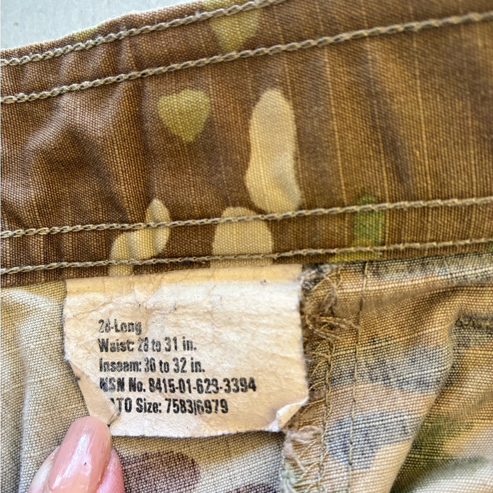 Camouflage Cargo Pants SZ 28 - Picture 6 of 11